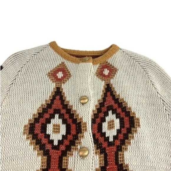 Vintage Knit 1970’s Latin Poncho Button Front Aztec Cape - Picture 3 of 7